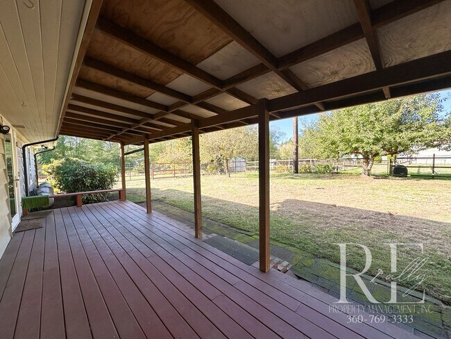 Building Photo - Mid-Century Modern Dream Home with Chef’s ...