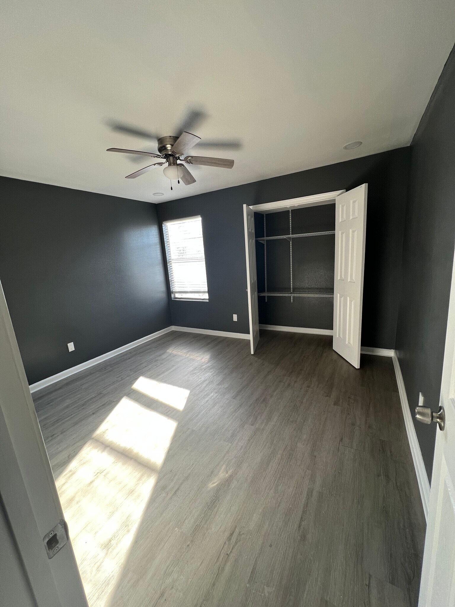 Building Photo - 520 Revere Dr