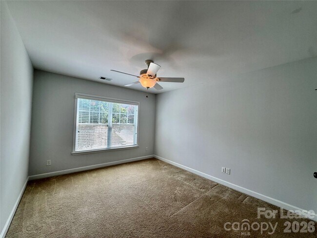 Building Photo - 9416 Segundo Ln