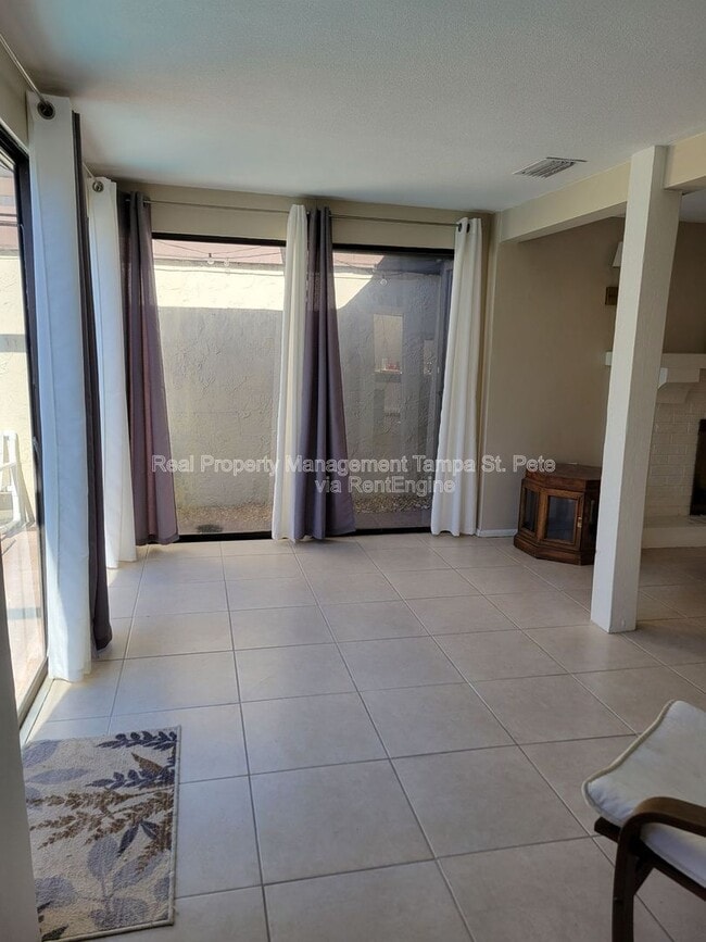 Building Photo - 12231 Magnolia Grove Ln