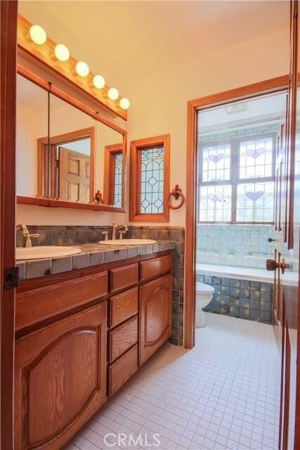 Building Photo - 8679 El Costa Cir