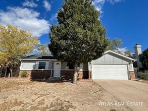 Building Photo - 2115 Bainbridge Rd