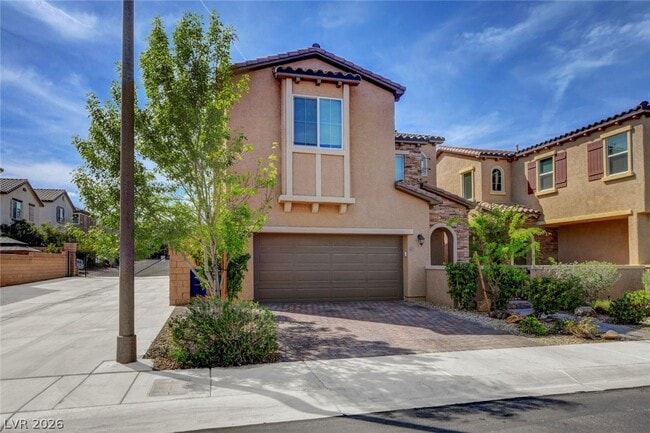 Building Photo - 8067 Tank Loop St