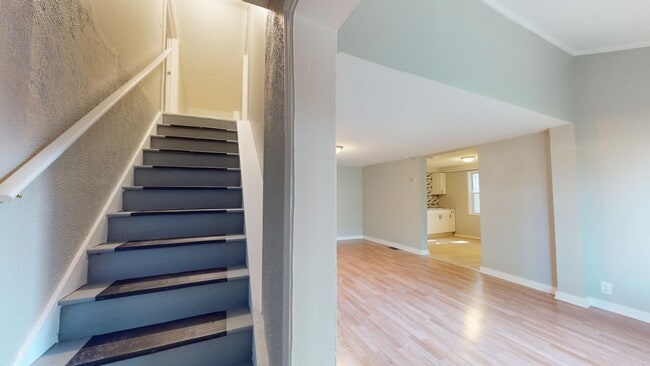 Building Photo - SPRING SPECIAL RENT REDUCTION - Clark/W.44 area: updated 3 bedroom/1 bath single family house.