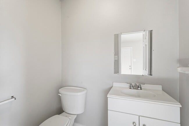 Building Photo - 11202 Sagehill Dr