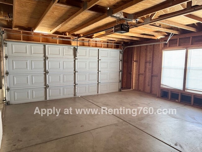 Building Photo - Spacious 4 Bed Home in Copper Hills Neighborhood!