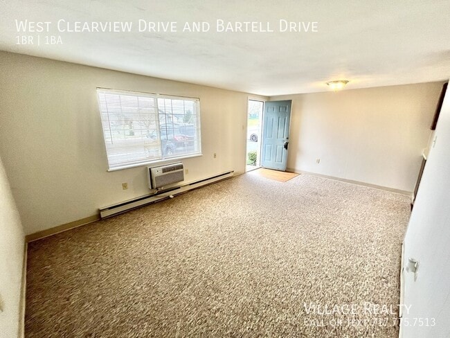 Building Photo - 91 W Clearview Dr