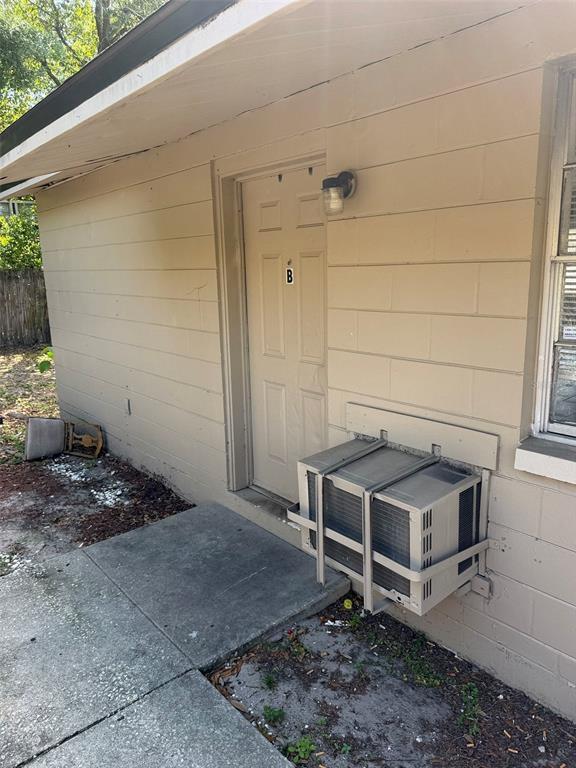 Building Photo - 8105 N Klondyke St