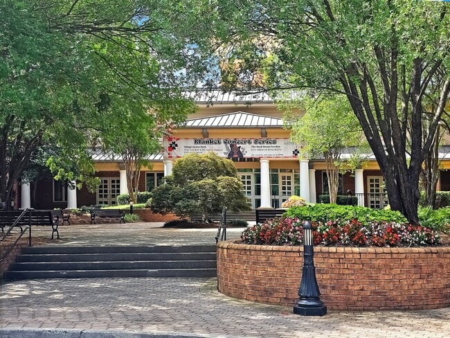 Building Photo - COMING SOON: Beautifully Updated 2/2.5 Townhome Near Truist Park