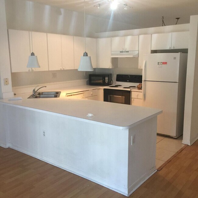 Building Photo - 6940 NW 179th St