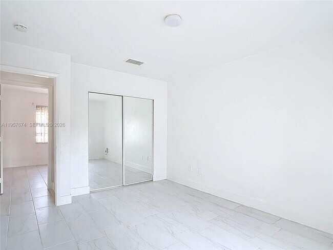 Building Photo - 4487 Pocatella Ave