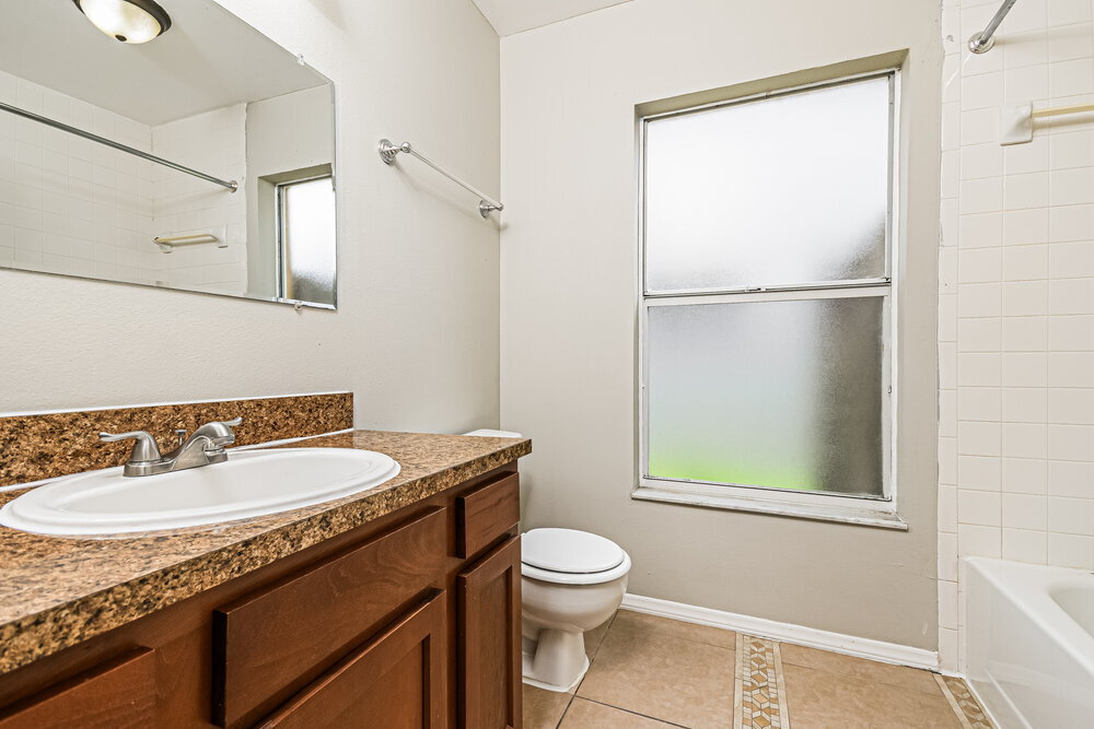 Building Photo - 3071 Bloomsbury Dr