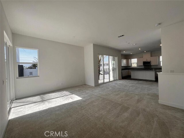 Building Photo - 1118 W Cara Dr