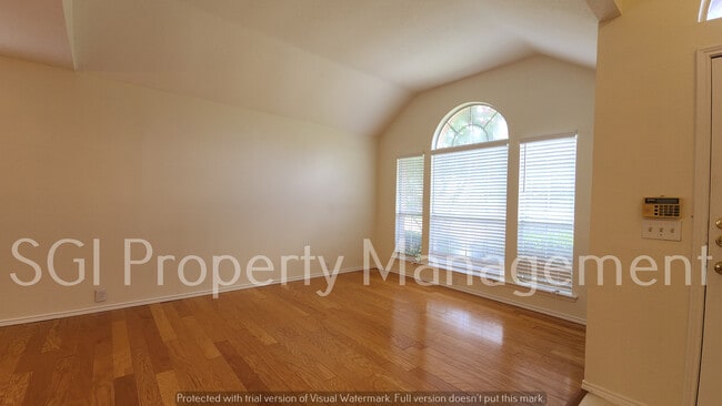 Building Photo - 205 Dorsett Ct