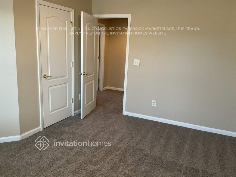 Building Photo - 660 Fullier Cir SW