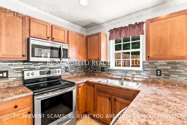 Building Photo - 132 Alpine Ridge Dr