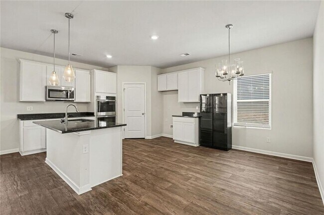 Building Photo - 318 Sandy Creek Dr