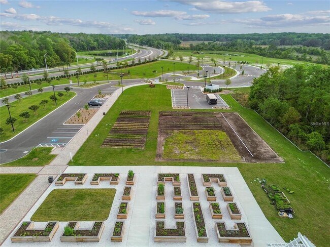 Building Photo - 17761 Pleasantview Blvd