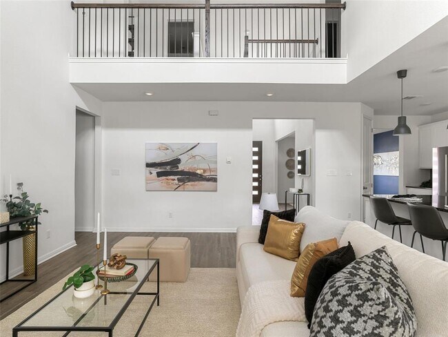 Building Photo - 1328 Brescia Walk