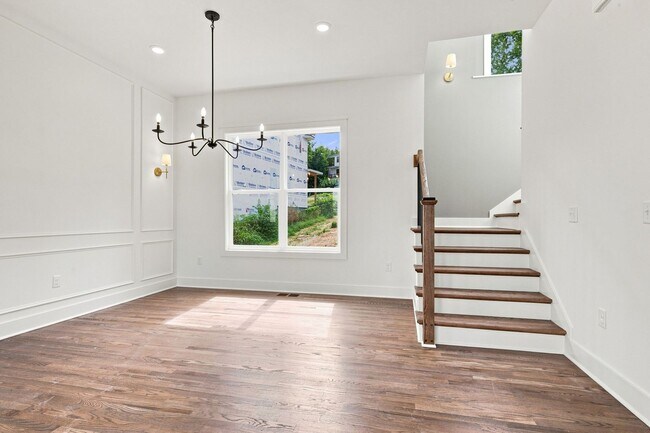 Building Photo - 508 Waycross Dr