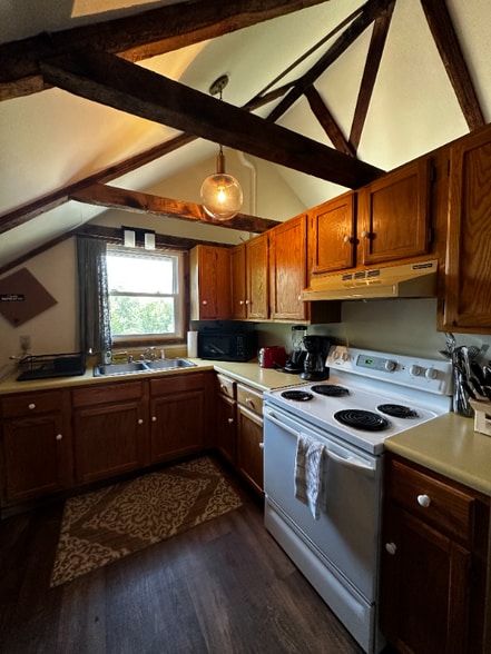 Building Photo - 2415 Route 14