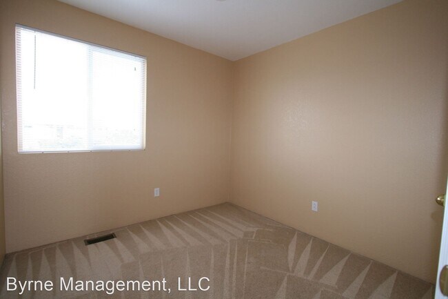 Building Photo - 3 br, 1.5 bath House - 6180 Rockville Dr