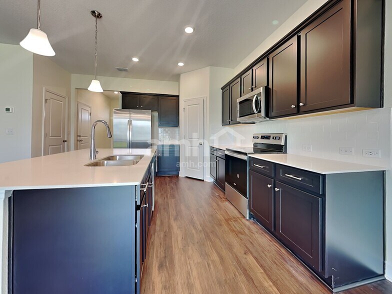 Building Photo - 33865 Widman Way