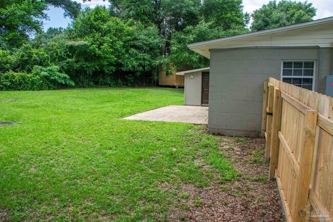 Building Photo - 5357 Locklin Ave
