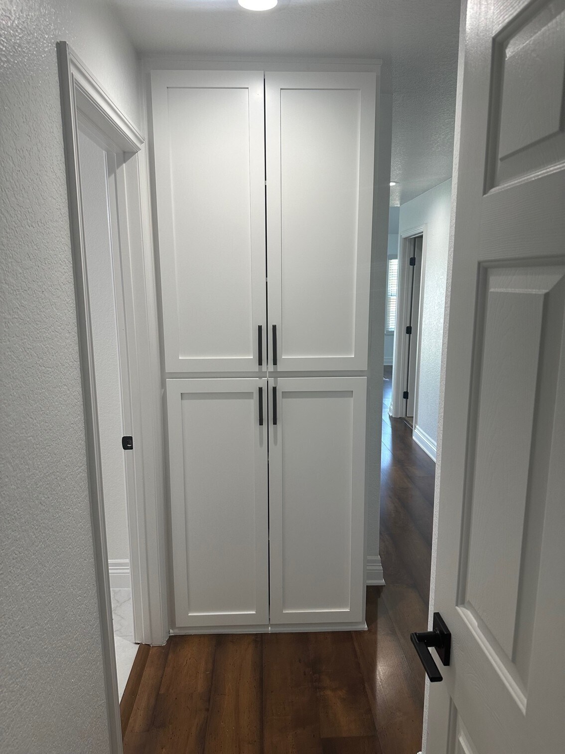Hallway linen closet - 35 Santa Agatha