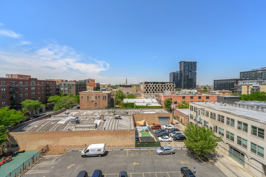 Building Photo - 1260 W Washington Blvd