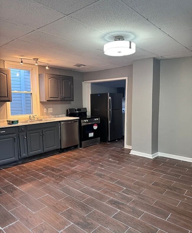 Building Photo - 2BR/1BA Home for Rent - Near UL!