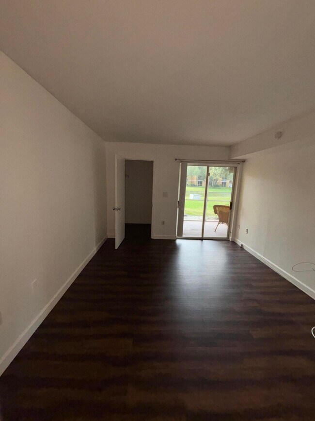 Building Photo - 2371 NW 33rd St