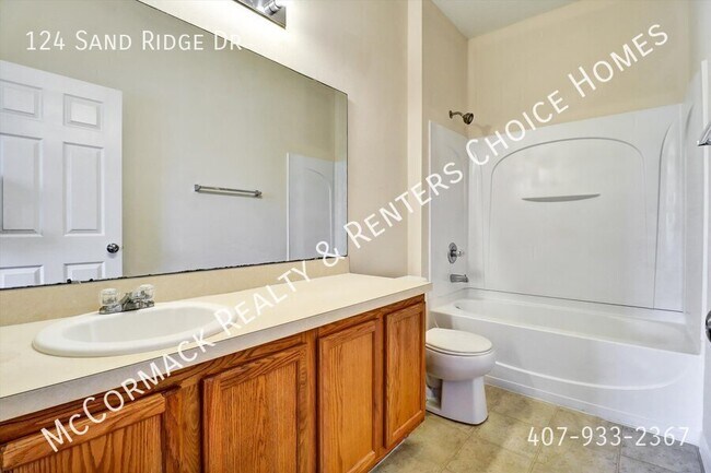 Building Photo - 124 Sand Ridge Dr