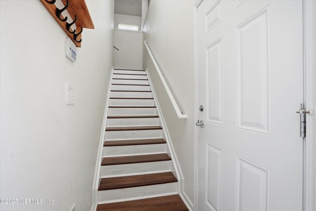 Building Photo - 6633 Jefferson Garden Ct