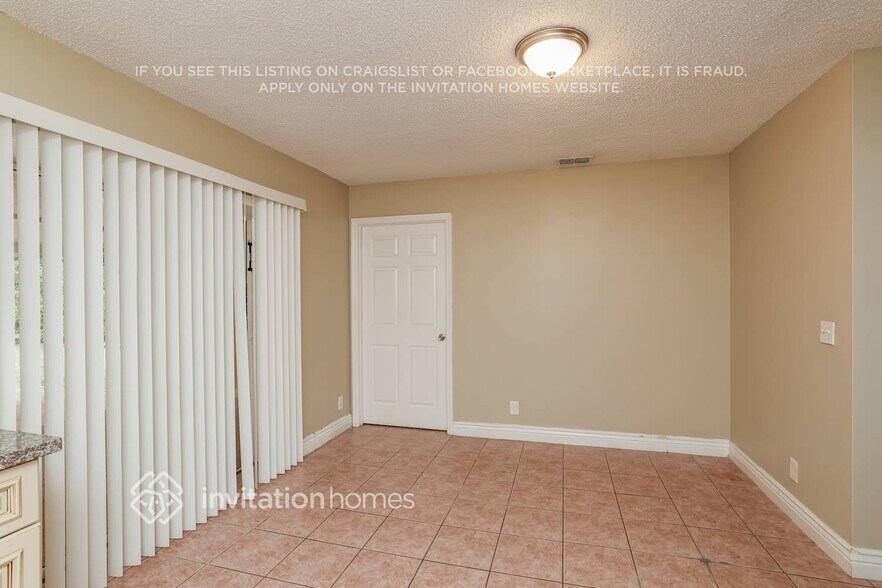 Building Photo - 13355 43rd Rd N