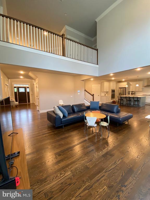 Building Photo - 2233 N Underwood St