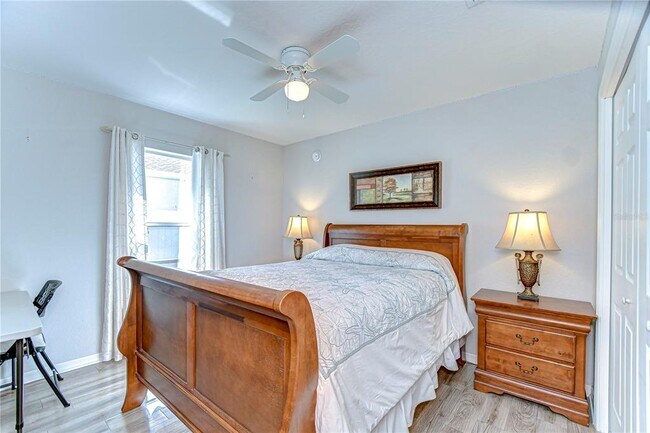Building Photo - 6731 Castle Green Pl