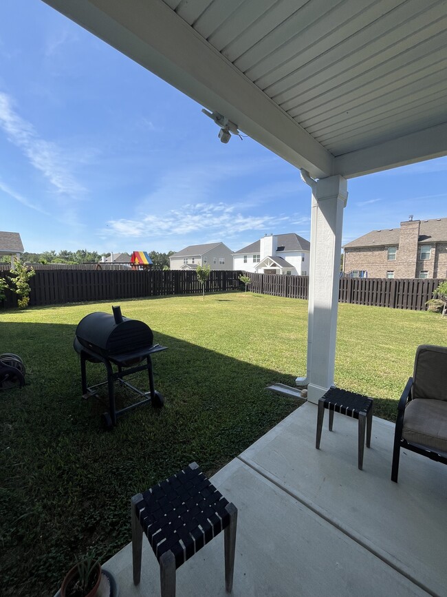 Building Photo - 1323 Weedon Dr