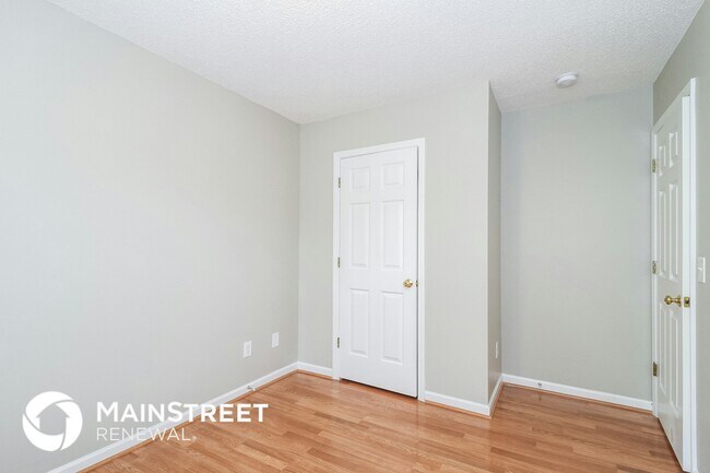 Building Photo - 620 Wallridge Dr