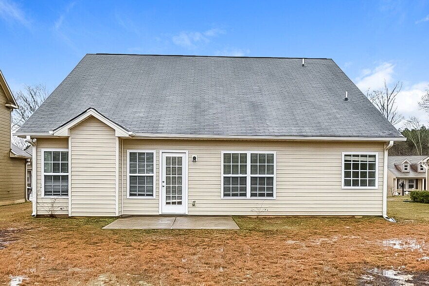 Building Photo - 240 Raleigh Way