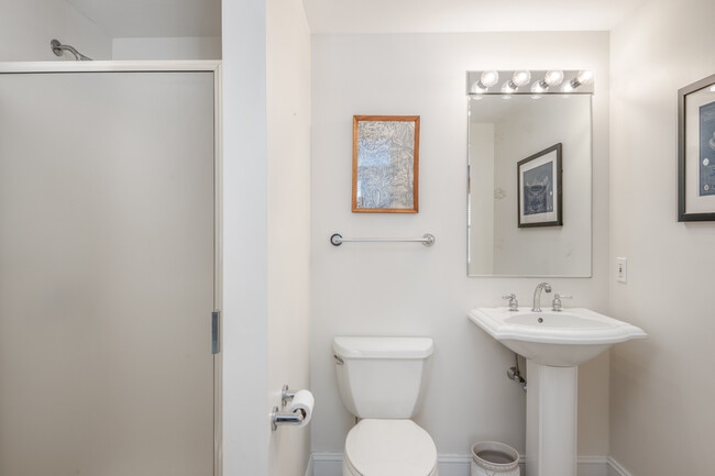 Building Photo - 53 Gables Dr