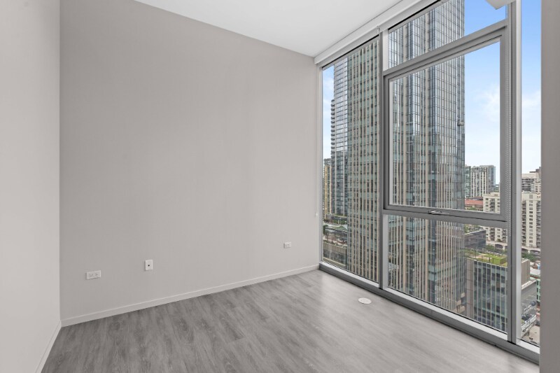 Building Photo - 34 E Huron St