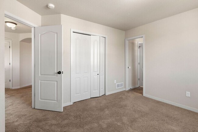 Building Photo - 3 bedroom home in Evans