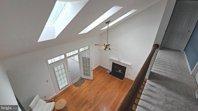 Building Photo - 10 Forest Brook Ct