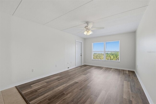 Building Photo - 12760 Indian Rocks Rd