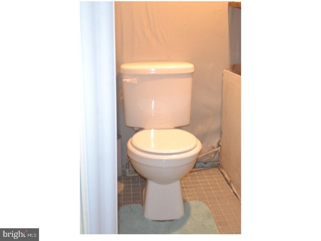 basement powder room - 1206 E 11th St