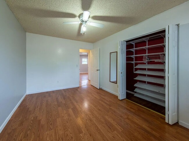 Building Photo - 11869 E Ada Pl