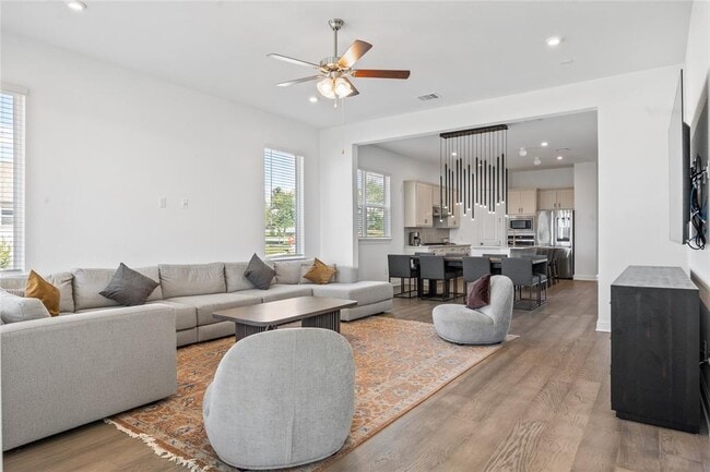 Building Photo - 4505 Lucabella Ln