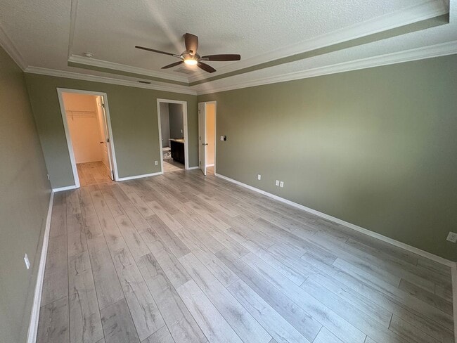 Building Photo - 3 Bed / 2 Bath Home w/ Solar Panels!