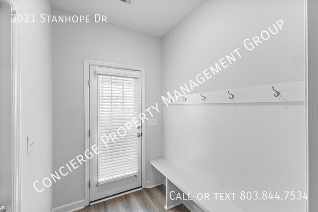 Building Photo - 3021 Stanhope Dr